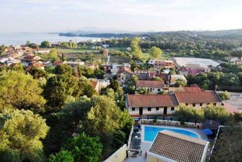 Nehmen Sie einen Blick von der höheren Ebene des Hotels