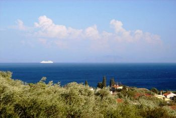 Lassen Sie Ihre Augen frei, um das Paradies Korfu-Insel zu genießen